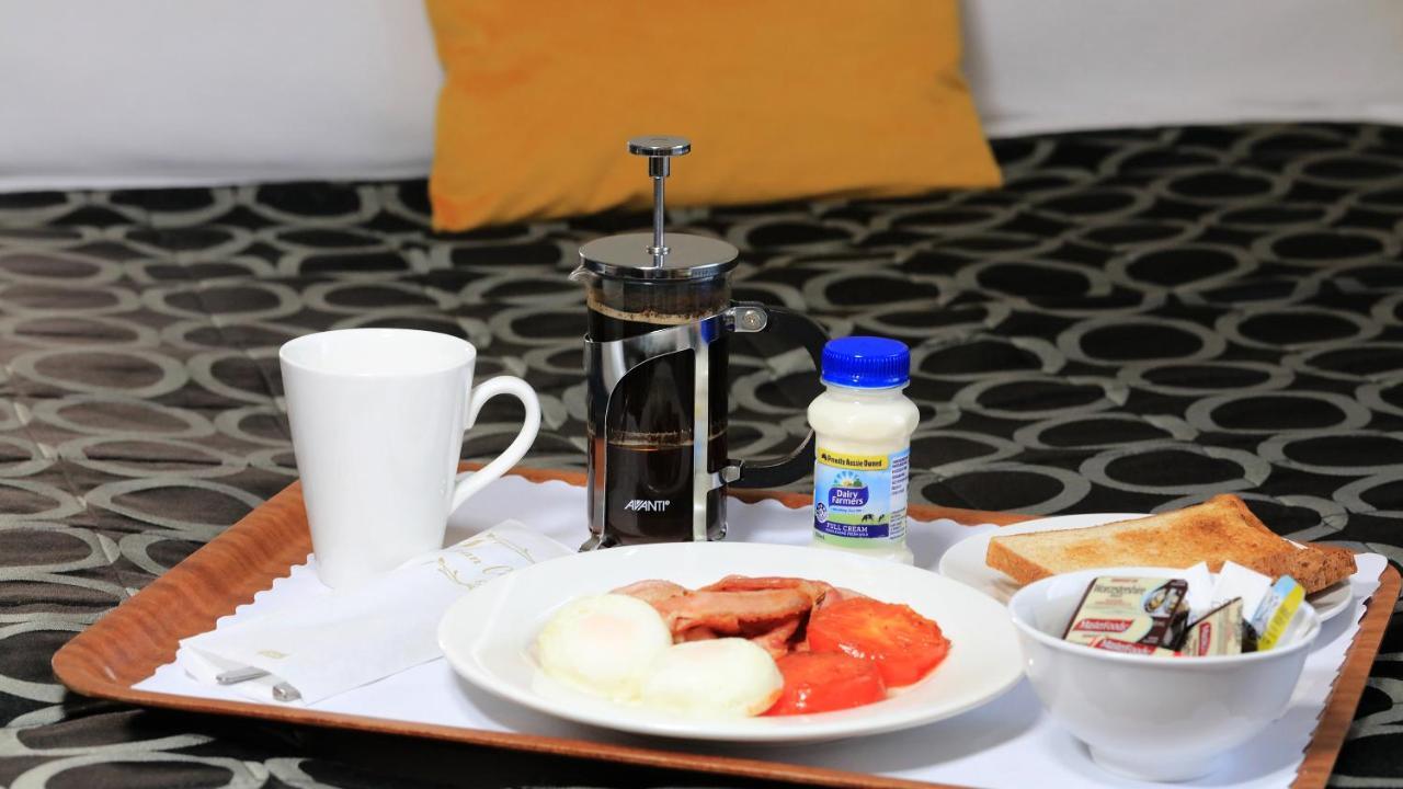 دوبو Forest Lodge Motor Inn & Restaurant المظهر الخارجي الصورة